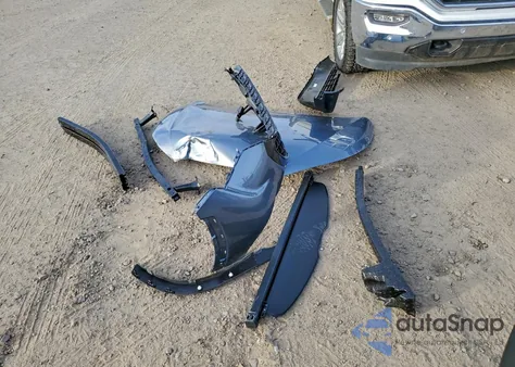 2025 Toyota Corolla Cross Le from USA, damaged, VIN 7MUBAAAG0SV148663